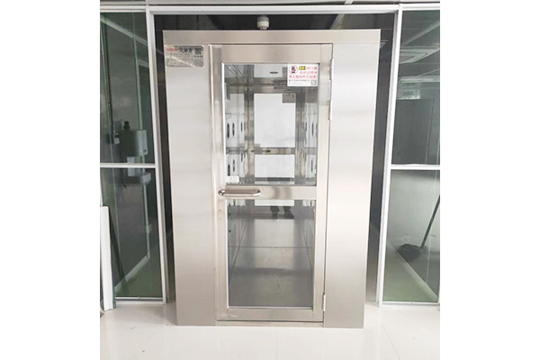 Air shower room is a pioneer in creating a dust-free environment