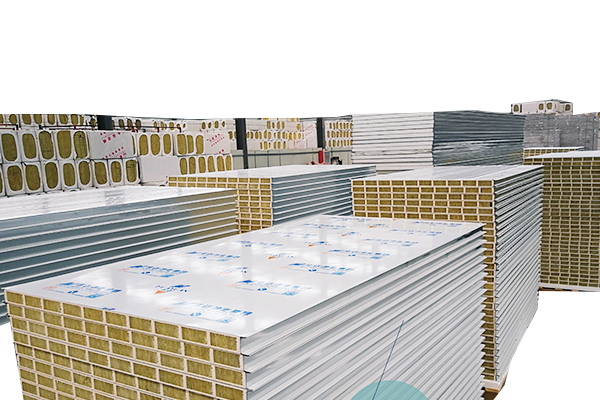 How does mechanism glass magnesium rock wool sandwich purification board achieve efficient thermal insulation with its composite structure?